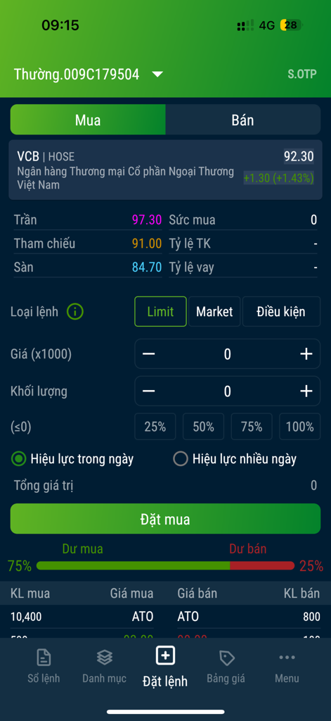 Stock order placement screen in the VCBS Mobile app for buying Vietcombank shares