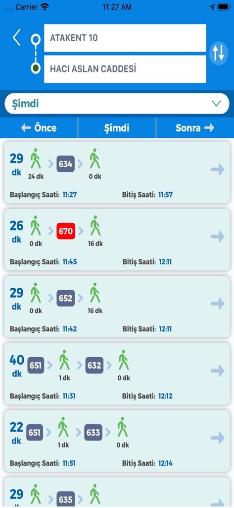 Public transit route suggestions with bus numbers and travel times in the e-komobil app.