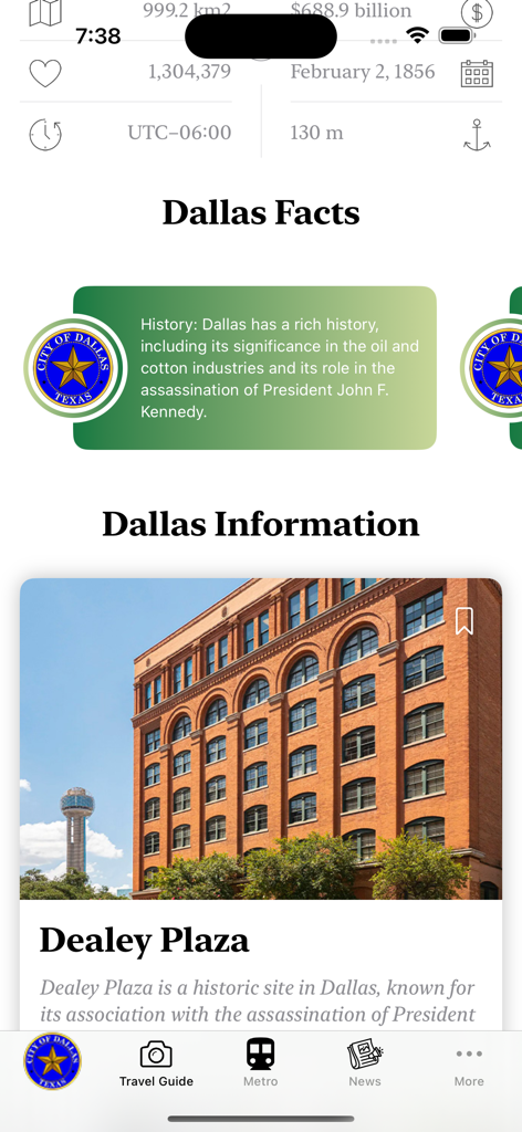 역사적 사실과 딜리 플라자 세부 정보가 표시된 댈러스 여행 가이드 앱 화면