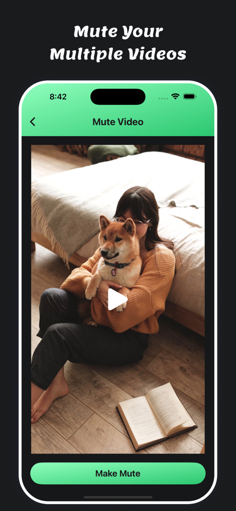 Mute Video : Remove Sounds - Eine mobile App-Oberfläche, die ein Video einer Frau mit einem Hund zeigt und eine Schaltfläche zum Stummschalten des Videos