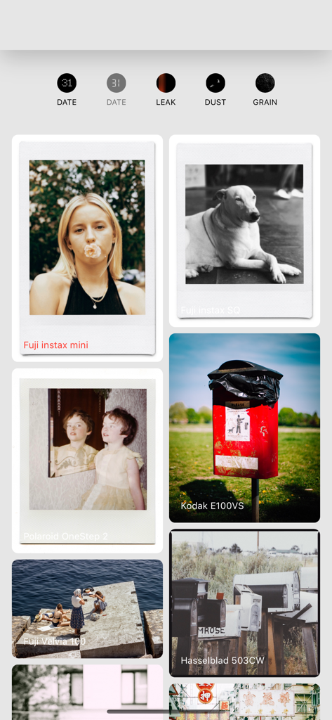 Uma colagem de fotos com diferentes estilos de filme vintage, incluindo bordas Kodak e Fuji instax do aplicativo FOMO Cam.