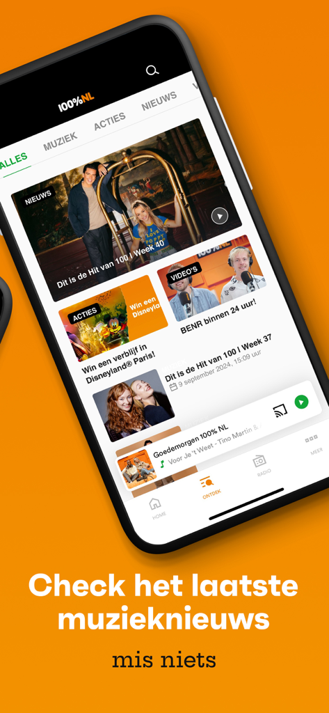 Um smartphone mostrando a interface do aplicativo 100% NL com notícias de música e últimas atualizações