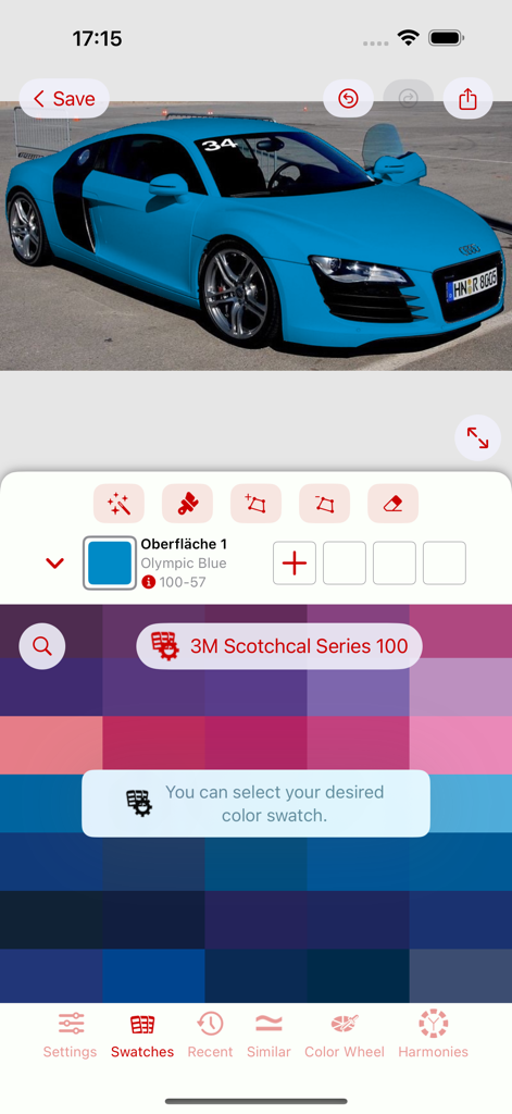 CAL Select 모바일 앱에서 3M 색상 샘플을 사용하여 디지털 파란색 비닐 랩 미리 보기가 적용된 스포츠카