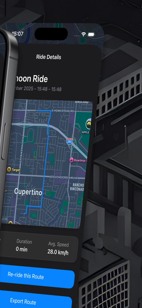 Urban Rider Scooter navigation - Schermata dei dettagli del percorso dell'app Urban Rider con un percorso su mappa a Cupertino e dati sulla velocità media