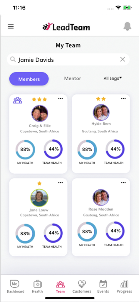 LeadTeam - LeadTeam mobile app interface displaying a team member list with individual and team health progress percentages