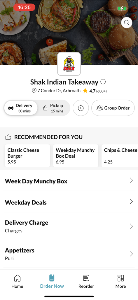 Shak Indian Takeaway - メニューカテゴリと配達オプションを示すShak Indian Takeawayモバイルアプリのインターフェース