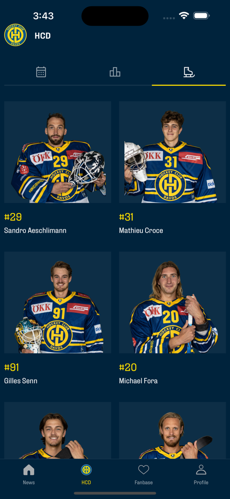 Hockey Club Davos - App-Oberfläche mit der Teamliste des Hockey Club Davos mit Spielerfotos und Namen