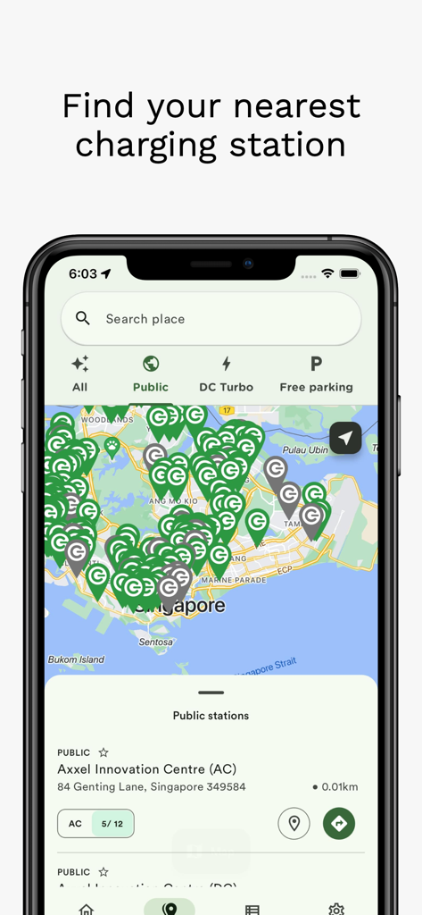 Die CHARGE+ App zeigt eine Karte mit nahegelegenen Ladestationen für Elektrofahrzeuge an