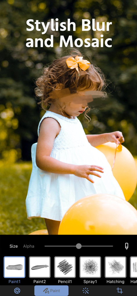 Blur Background Photo Effect - Ein mobiler Bildbearbeitungsbildschirm, der ein Kindergesicht zeigt, das aus Datenschutzgründen mit stilvollen Pinselwerkzeugen unscharf gemacht wurde