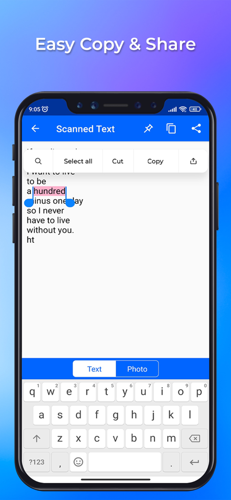 Interfaz de la aplicación móvil Text Scanner AI mostrando cómo copiar y compartir texto escaneado con un menú de selección simple.
