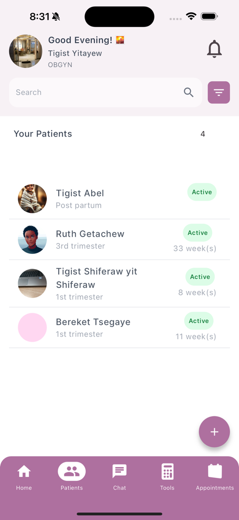 現在の妊娠段階の患者リストを示すAdot Doctorアプリのインターフェイス
