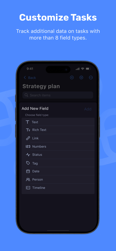 Interfaccia dell'app Plaky che mostra varie opzioni di campi personalizzati da aggiungere alle attività del progetto