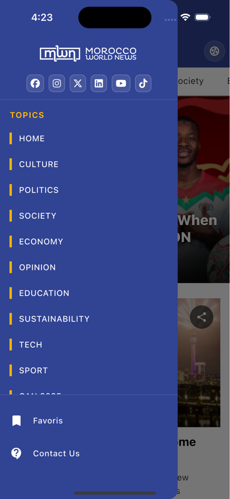 Seitenmenü der Morocco World News App mit Navigationsthemen wie Kultur, Politik und Wirtschaft
