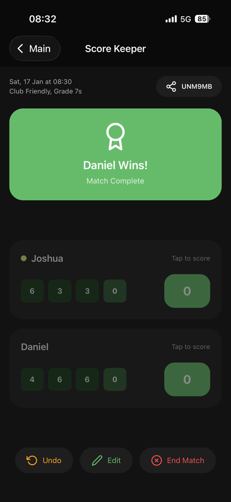 TennisLiveScore - Tennis match summary screen showing final scores and the winner announcement in a simple and high-contrast interface.