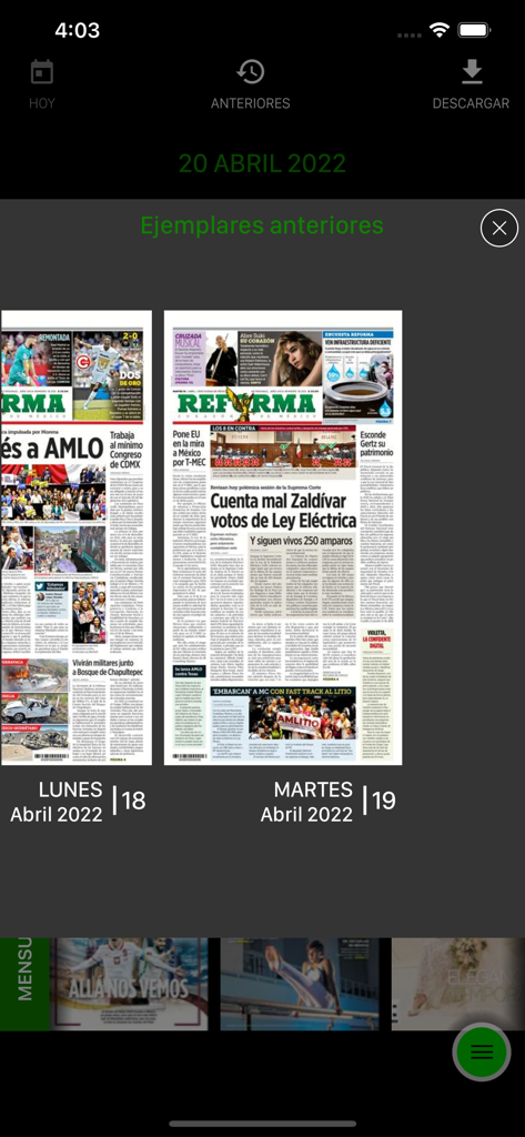 REFORMA (autodescargable) - Digital archive of previous newspaper editions in the REFORMA app showing front pages from April 2022.