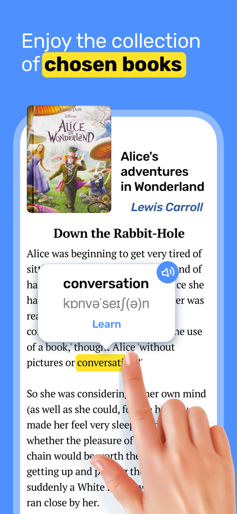 Une personne lisant Alice au pays des merveilles dans l'application Ule et tapant sur le mot conversation pour en apprendre le sens et la prononciation.
