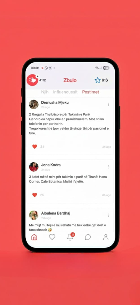 The community feed of the Dashuroj dating app showing user posts and dating advice in Albanian