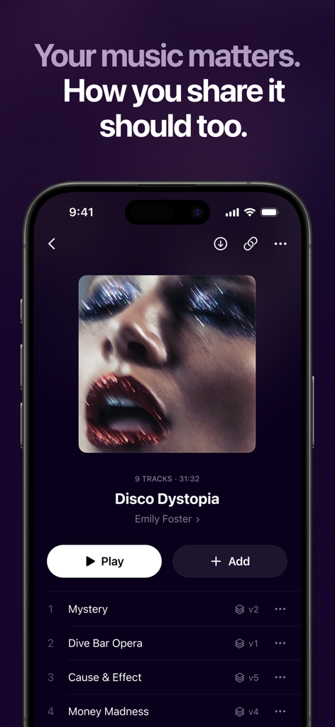 Samply - Listen & Share - Samplyアプリのインターフェース。バージョン履歴付きの楽曲プロジェクトのトラックリストが表示されている。