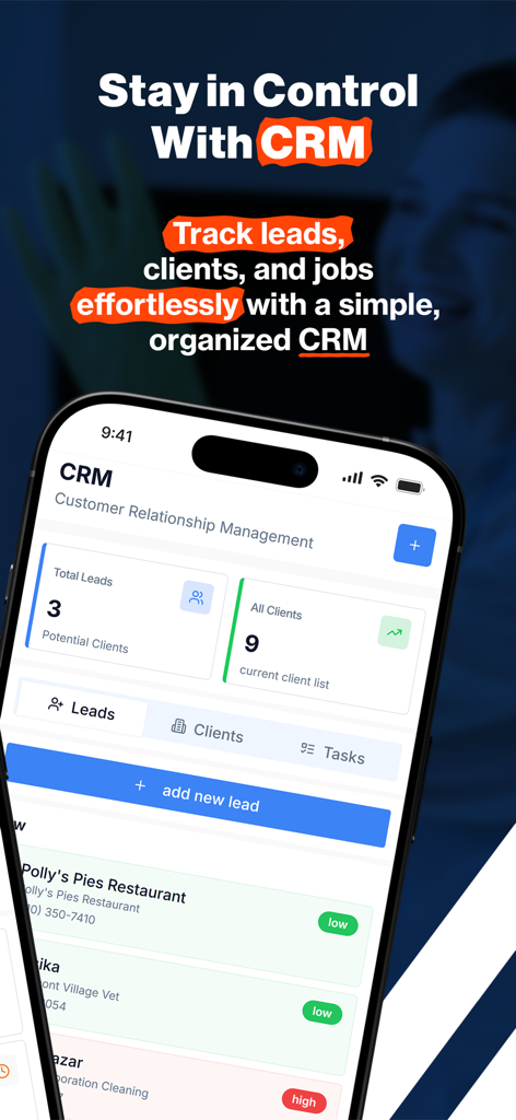 Thunder Pro - Interfaccia CRM dell'app mobile Thunder Pro che mostra la gestione dei lead e dei clienti per i professionisti delle pulizie