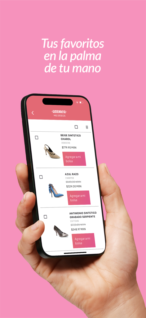 Andrea - Mano sosteniendo un smartphone que muestra la lista de favoritos de la app Andrea con varios zapatos de tacón alto para mujer