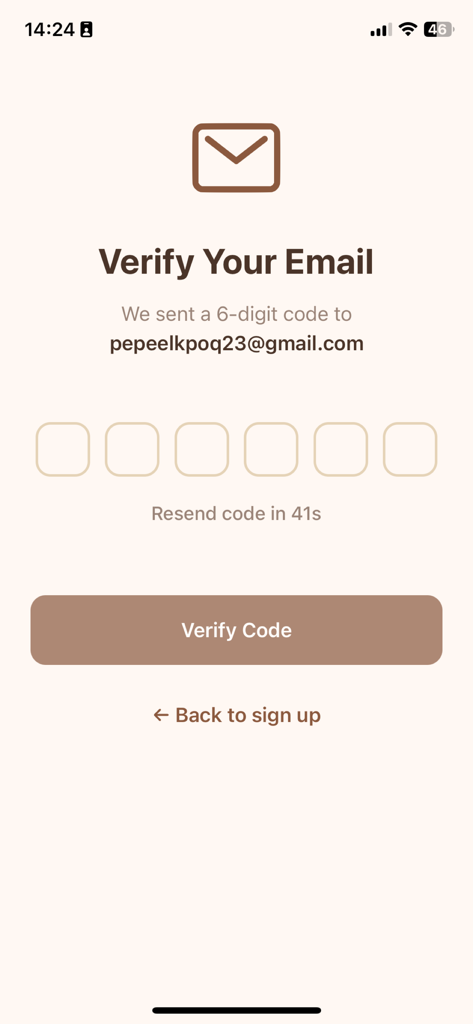 Recipe Finder: Easy Cooking - 사용자가 계정을 활성화하기 위해 6자리 코드를 입력하는 레시피 파인더 앱의 이메일 인증 화면.