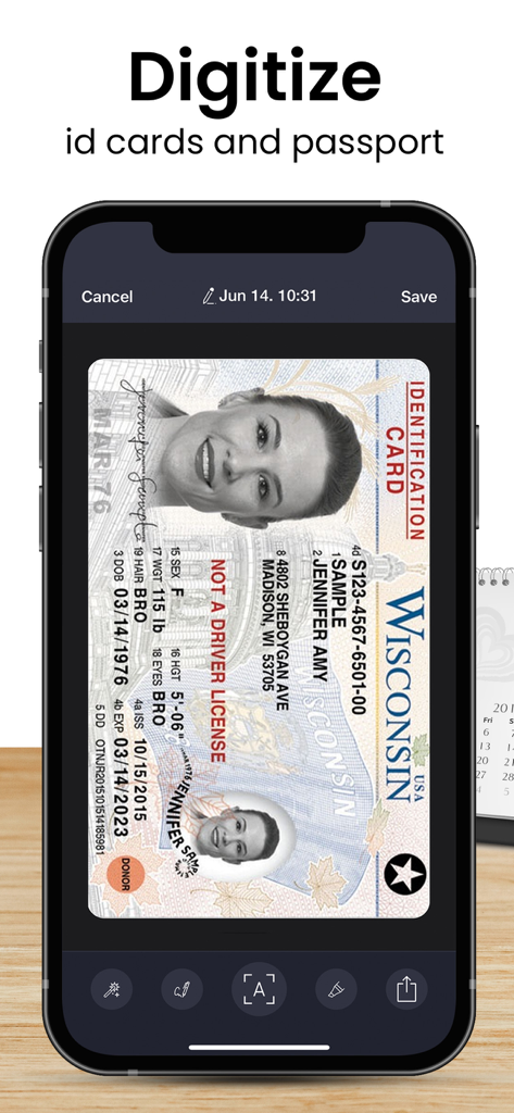Scanner App Pro: Pdf Documents - Una carta d'identità del Wisconsin digitalizzata su uno schermo iPhone utilizzando Scanner App Pro