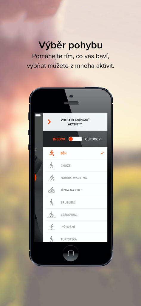 EPP – Pomáhej pohybem - iPhone screen displaying the activity selection menu in the EPP app with options for running, walking, and cycling to support charitable causes.