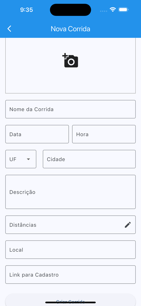 NextRun - Interface mobile de l'application NextRun montrant le formulaire d'inscription pour créer un nouvel événement de course