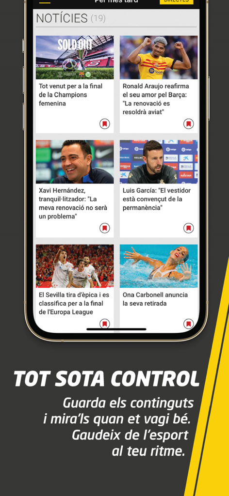 Esport3 app interface showing a news feed with sports articles in Catalan.