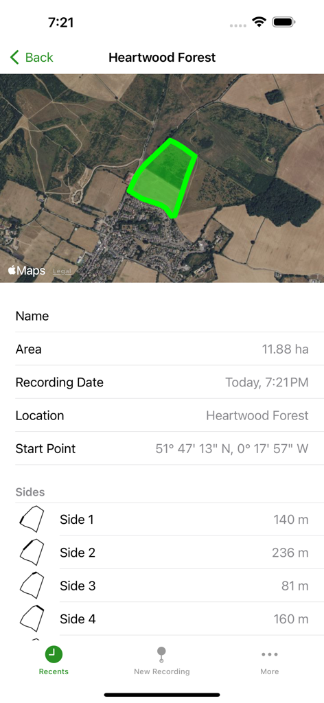Resumen de medición en la aplicación Hectare que muestra un área de 11.88 hectáreas delineada en un mapa con longitudes laterales.