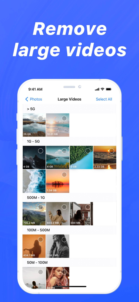 Easy Cleaner 앱 인터페이스, 저장 공간 관리를 위해 파일 크기별로 분류된 대용량 동영상 표시