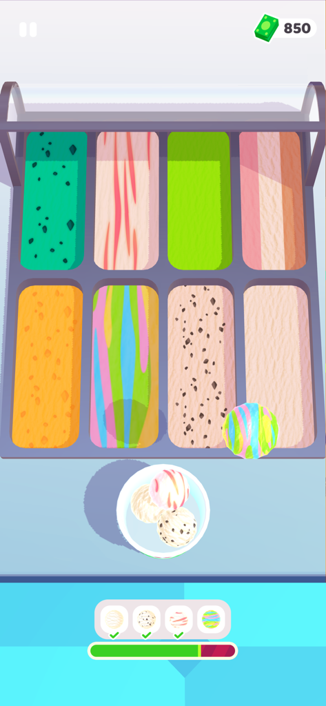 Mini Market - Cooking game - Mini Market Cooking Gameのカラフルなゲームプレイ画面。ショップカウンターで提供される様々なアイスクリームフレーバーがボウルに入っている様子。