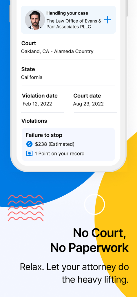 Off The Record: Ticket Lawyer - Off The Recordアプリのインターフェースで、違反の詳細と裁判所情報を含む交通違反切符のケースの概要が表示されています