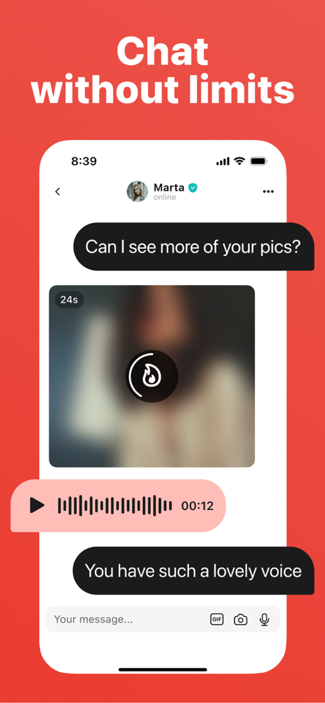 Interfaccia dell'app di incontri Flava che mostra una chat privata con una foto sfocata e un messaggio vocale.
