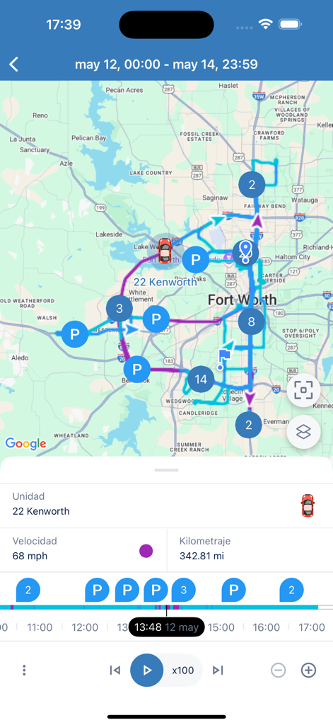 Oberfläche von GPS7000 Pro, die einen Fahrzeugroutenverlauf mit Stopps und Geschwindigkeitsdaten auf einer Karte anzeigt