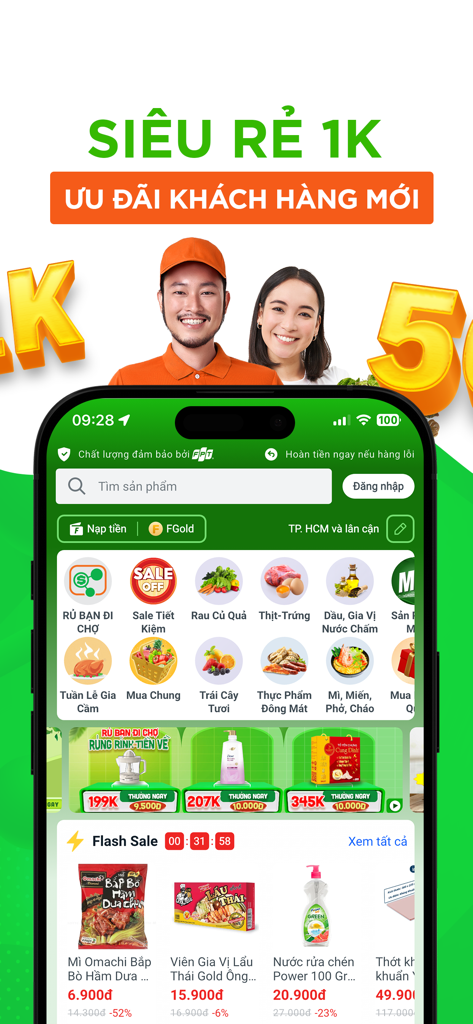 FPT Sendo Farm - Siêu thị - Página de inicio de la aplicación móvil FPT Sendo Farm mostrando categorías de comestibles y promociones de ofertas flash.