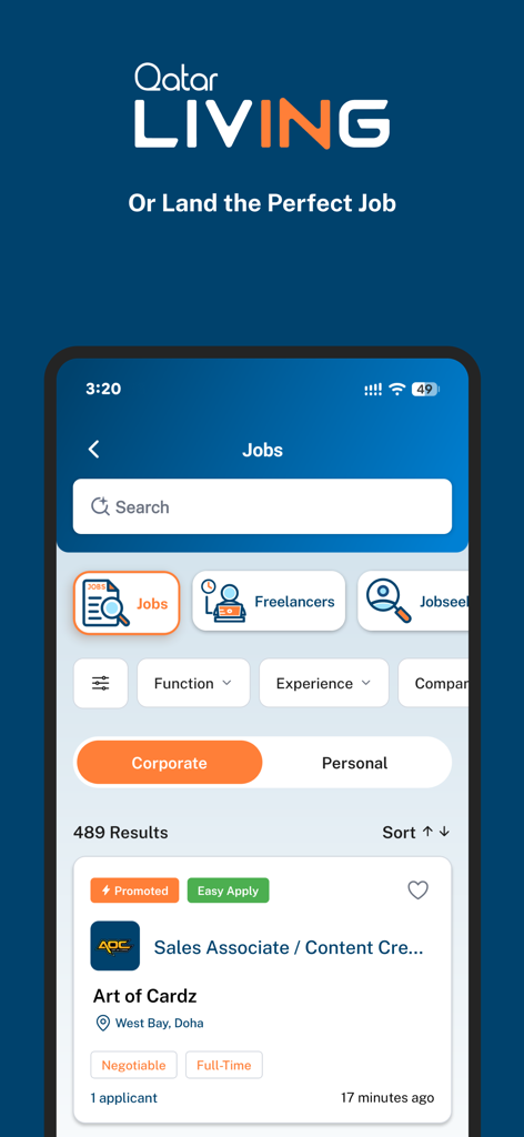 카타르 생활 앱 직업 섹션에 검색창 및 도하의 영업 사원과 같은 직책에 대한 직업 목록 표시