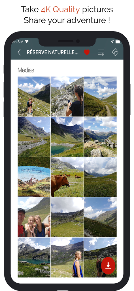 SityTrail - Écran de l'application SityTrail montrant une collection de photos de randonnées et de paysages de montagne.