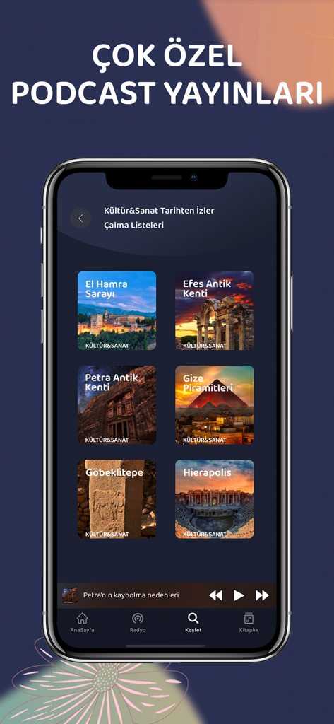 Interface do aplicativo 724 Dinle mostrando uma tela de descoberta com podcasts de história e cultura em turco.