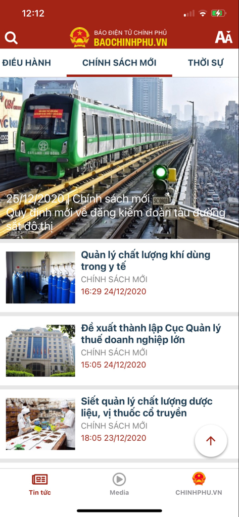 Chính phủ Việt Nam - Official news feed of the Vietnam Government app displaying policy updates and administrative news