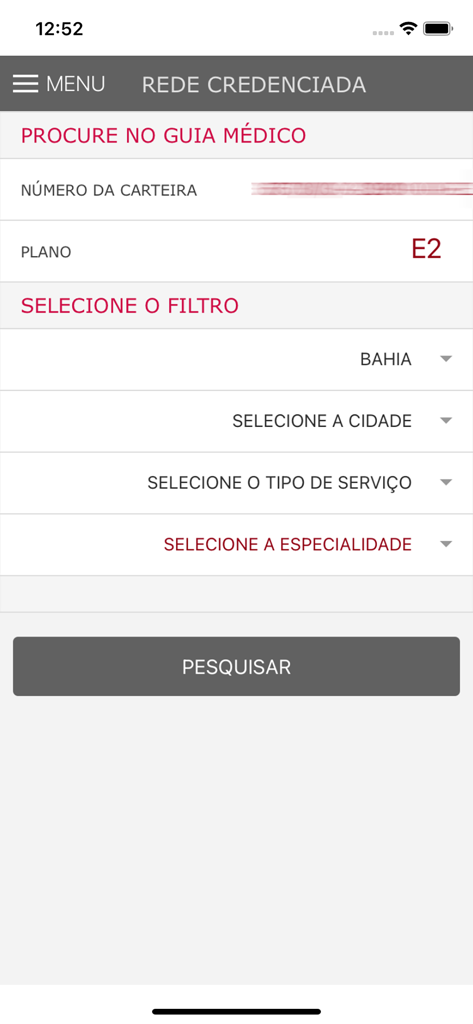 Interfaz de la aplicación Promedica Saude para buscar la red médica acreditada con filtros por ciudad y especialidad