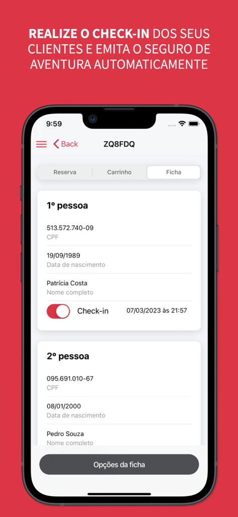 mymento - Pantalla de la aplicación móvil para gestionar el check-in de huéspedes de tours y el seguro de aventura automatizado.