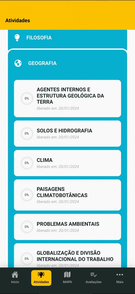 Aluno Rede AZ - Tela do aplicativo móvel mostrando uma lista de módulos de estudo de geografia e porcentagens de progresso para alunos