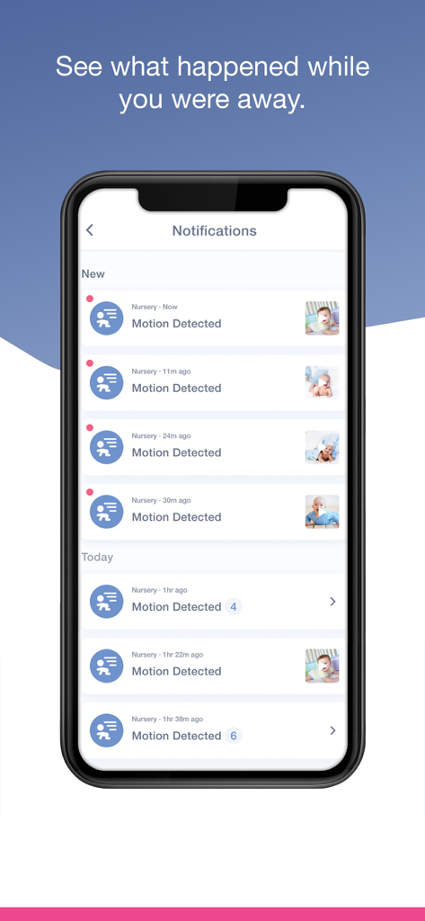 Un smartphone mostrando notificaciones de detección de movimiento con videoclips de bebés en la aplicación MyVTech Baby Plus