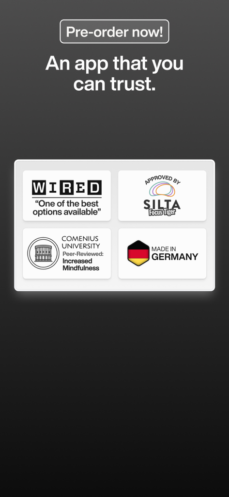 Trust badges for minimalist phone app including Wired review and Comenius University research