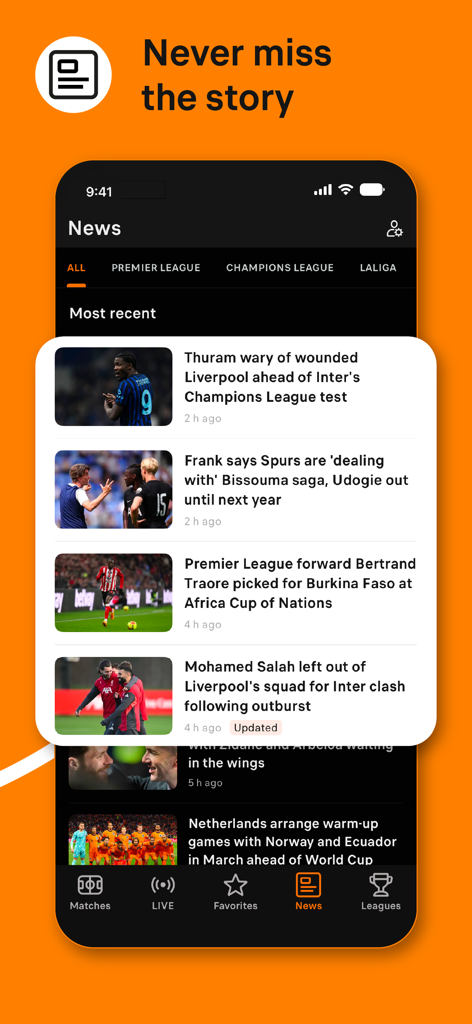 Soccerway Football Live Scores - Interface do aplicativo Soccerway exibindo um feed de notícias com manchetes e histórias de futebol.