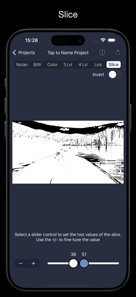 NotanIzer - 듀얼 슬라이더를 사용하여 풍경 이미지의 특정 톤 값을 격리하는 슬라이스(Slice) 기능을 보여주는 NotanIzer 앱 인터페이스의 스크린샷.