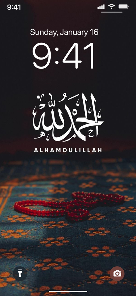 Islamic wallpaper 4K - iPhone lock screen featuring Alhamdulillah calligraphy and prayer beads on a prayer mat