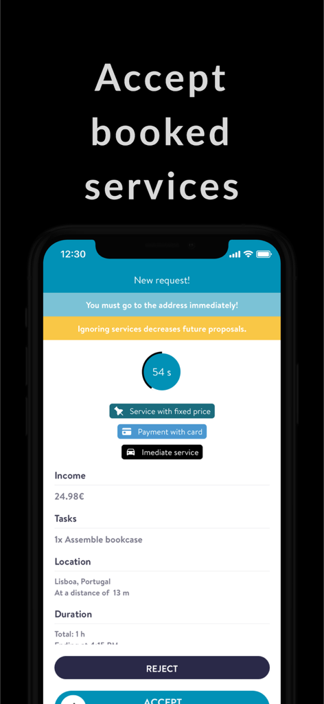 Oscar Professional Mobile App-Bildschirm mit einer eingehenden Auftragsanfrage für Möbelmontage