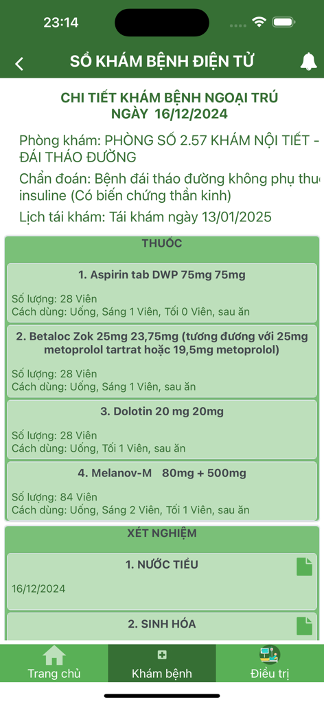 Interface de registro médico digital mostrando detalhes de tratamento ambulatorial e prescrições no aplicativo BVTP VINH
